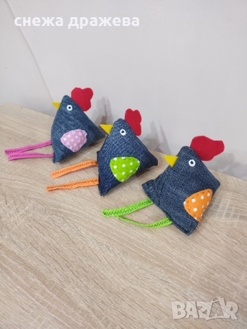 Великденски кокошки, снимка 3 - Декорация за дома - 36089921