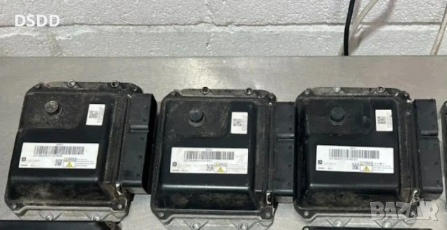 Компютър двигател / ECU 55579893 MB275700-1011 за Opel Astra J и Meriva B 1.7 CDTI