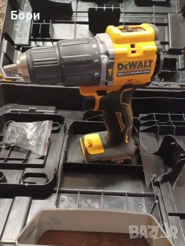 Винтоверт  DeWalt DCD 100.