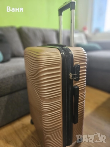 Куфар от ABS - среден - 65 лв, снимка 2 - Куфари - 52908324