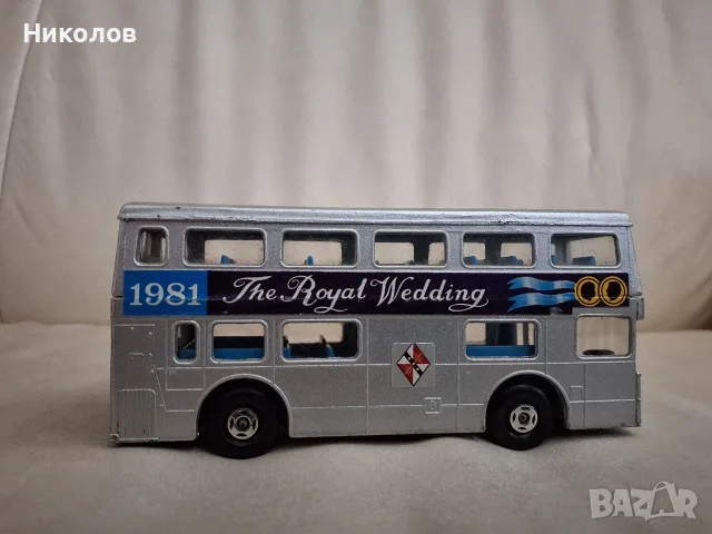 MATCHBOX SUPER KINGS сет автобуси/отваряща врата, снимка 2 - Коли, камиони, мотори, писти - 55751945