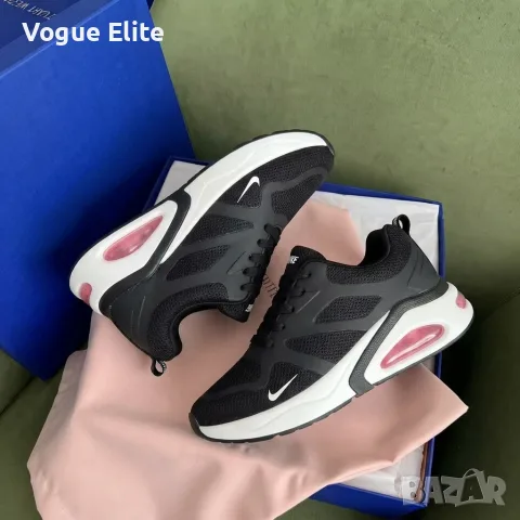 Дамски маратонки Nike черни