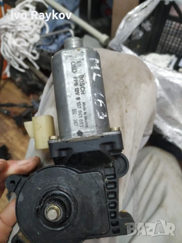 Заден , десен мотор за стъкло за Mercedes Benz ML W163 , 9137041093 