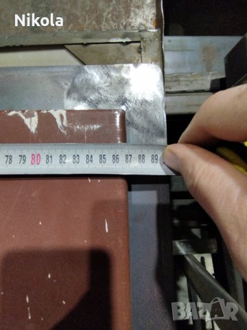 Метална входна врата с каса от Панелен апартамент - лява 85,5/194,5см, снимка 4 - Дограми - 39521260