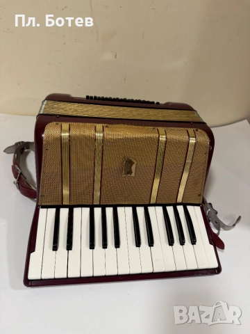 Акордеон Hohner Starlet 40, снимка 3 - Акордеони - 51834016