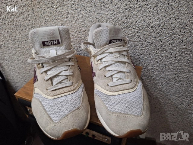 Спортни маратонки New Balance 997H, снимка 5 - Маратонки - 51642841