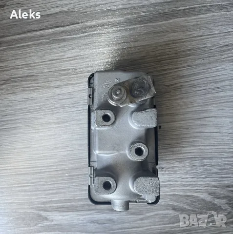 Актуатор турбо 6NW 009 228, снимка 4 - Части - 56335898