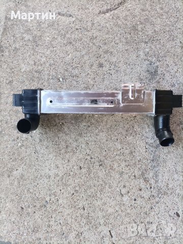 Интеркулер за Киа Соренто - дизел 2.5 CRDI 16 V - 140 к.с., снимка 3 - Части - 41562481