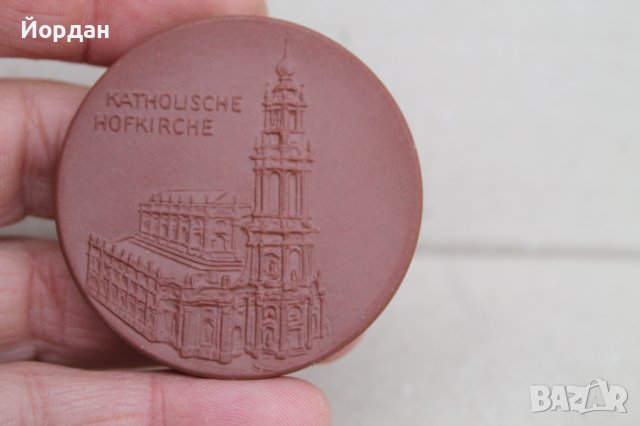 Немски порцеланов плакет 50 мм-маркиран Майсен, снимка 6 - Антикварни и старинни предмети - 38927372