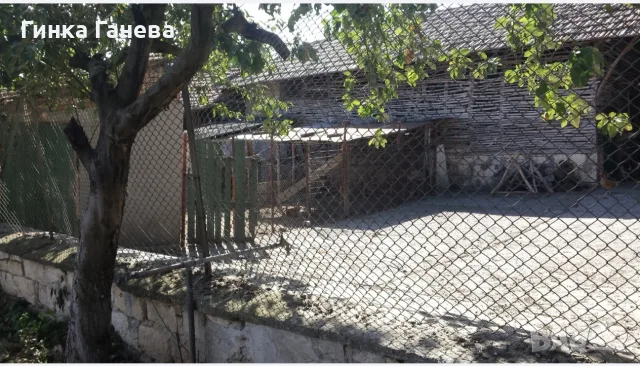 Селска къща с 1345 м² двор, гараж и стопански постройки.  Директно от собственика ., снимка 11 - Къщи - 55993683