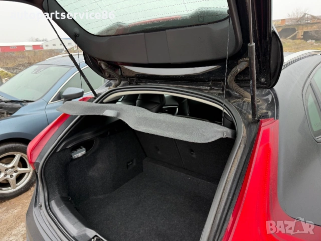 На части Volvo v40 Cross Country 1.6d auto 2014 година, снимка 10 - Автомобили и джипове - 53214747