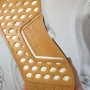  ADIDAS NMD R1 GUM SOLE  номер 44-44 2/3 оригинални маратонки , снимка 15