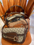 Gucci дамска чанта, снимка 1 - Чанти - 44615699