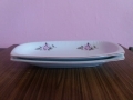 стара порцеланова елепсовидна чиния, снимка 1 - Чинии - 36106428
