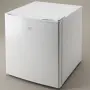 Компактен мини хладилник 45L , снимка 9