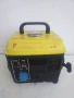 Двутактов бензинов генератор Максимално захранване 900W  3.7A, снимка 1