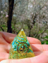 Оргонитна пирамида/мини/ син тюркоаз - гърлена чакра, снимка 1 - Декорация за дома - 44695563