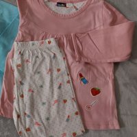 Пижама за момиченце в две части размер 2-4 години, снимка 1 - Детски пижами - 41933523
