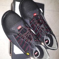 Защитни обувки Олекотени работни обувки Jalas НОВИ, снимка 1 - Други - 40014773