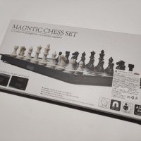Магнитен сгъваем комплект за шах. , снимка 3 - Образователни игри - 44418465