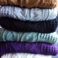Дамски изчистен пуловер в 6 цвятя, снимка 3 - Блузи с дълъг ръкав и пуловери - 34760359
