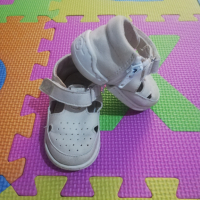 Буйки за прохождане , снимка 3 - Бебешки обувки - 44642987