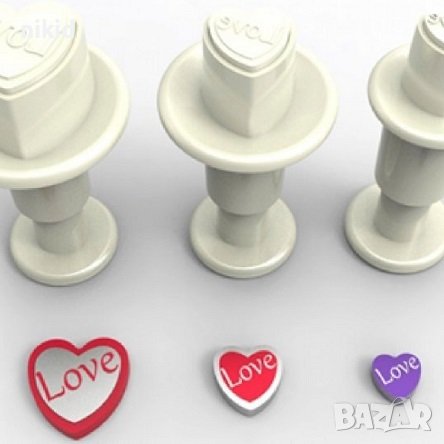 3 бр мини сърце love сърца пластмасови резци с бутало релефни форми тесто фондан украса резец форма, снимка 1