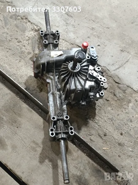 хидростатична скоростна кутия за трактор, снимка 1