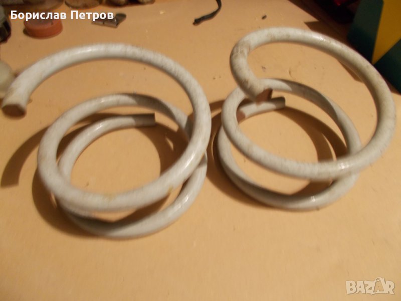 Туристическо ремарке - пружини помощни, допълнителни, подсилващи, снимка 1