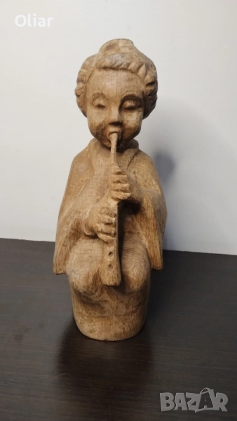 Изключително красива, дървена статуетка, фигура от дърво на момче., снимка 1