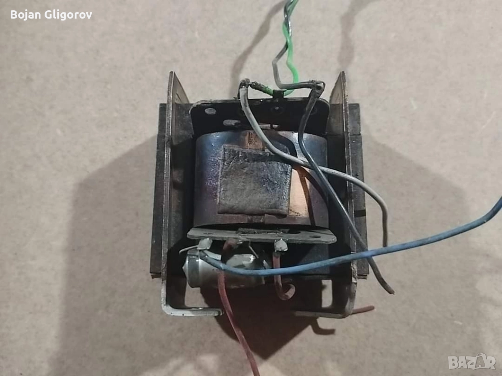 Изходен трансформатор от лампово радио, снимка 1