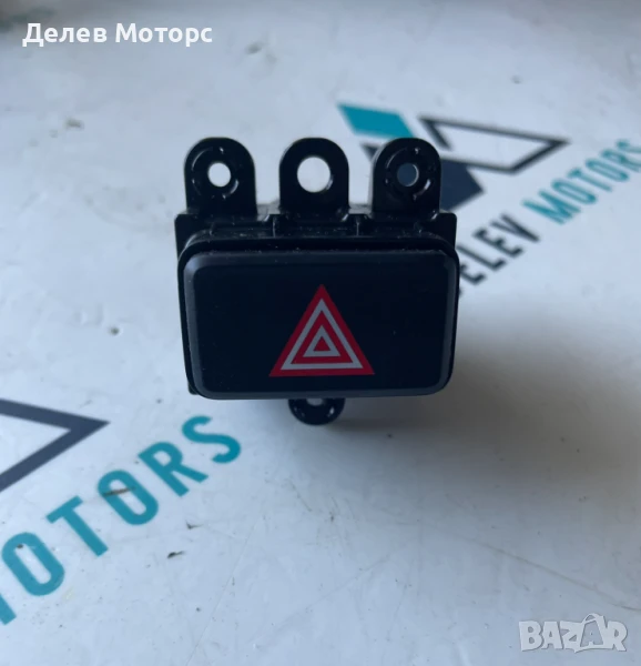Бутон авариен сигнал 93790-J9AA0 от Hyundai Kona 1.6 CRDi e-VGT AWD, двигател D4FE, 136 кс., 4x4, снимка 1