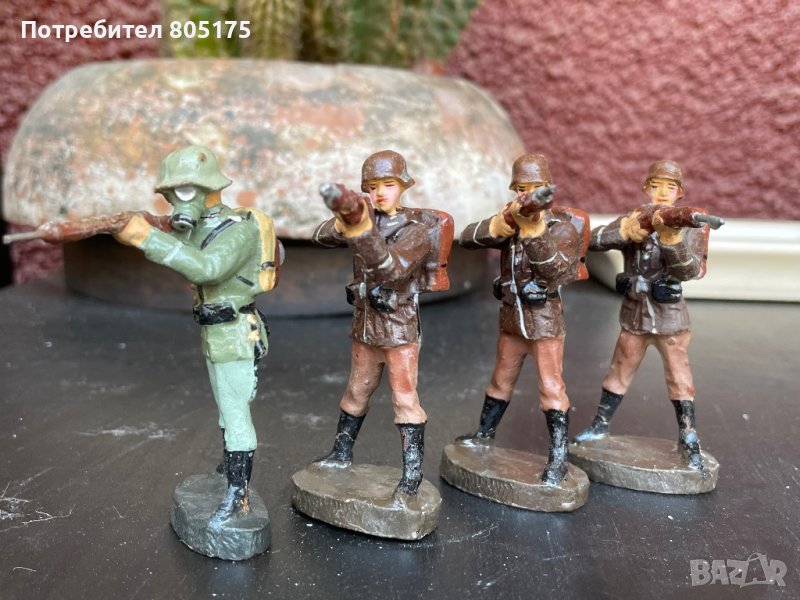 Стари фигурки войници втора световна.Elastolin, снимка 1