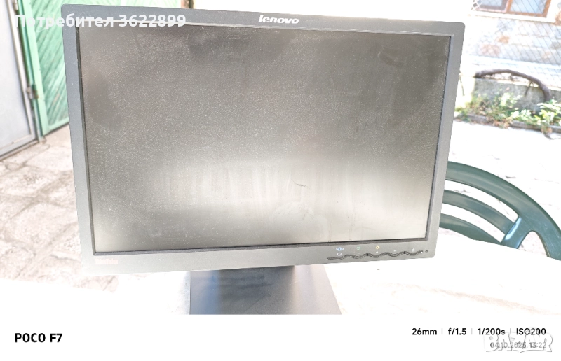 Монитор 19 wide Lenovo Thinkvision, снимка 1