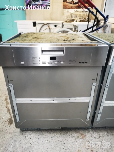 Съдомиялна Miele полувграждане, снимка 1