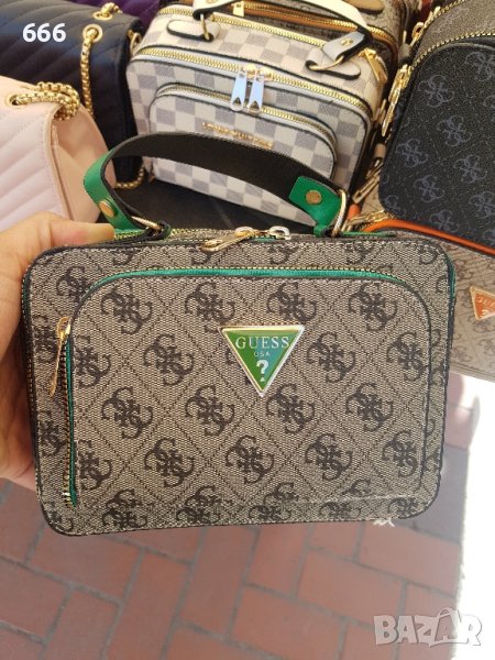 чанти, снимка 1