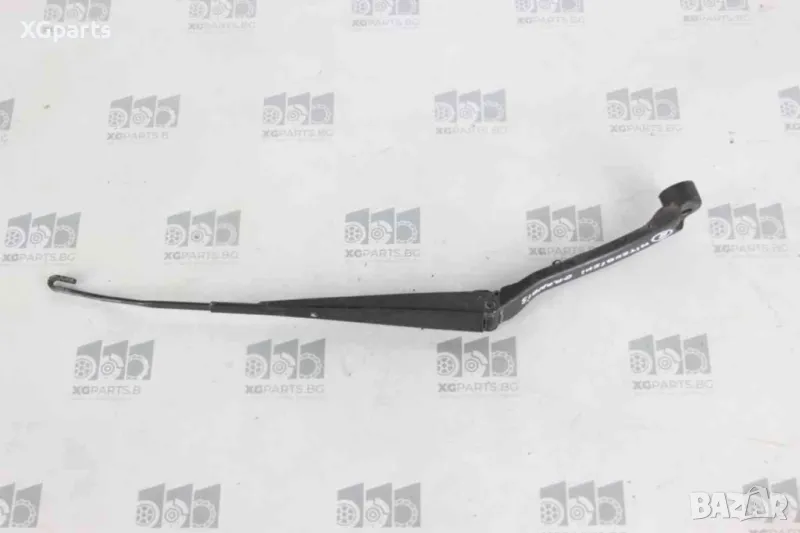 Дясно рамо чистачка за Mitsubishi Grandis (2003-2011), снимка 1