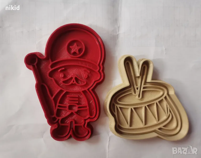 Барабан Войник от Лешникотрошачката пластмасов резец форма фондан тесто бисквитки, снимка 1