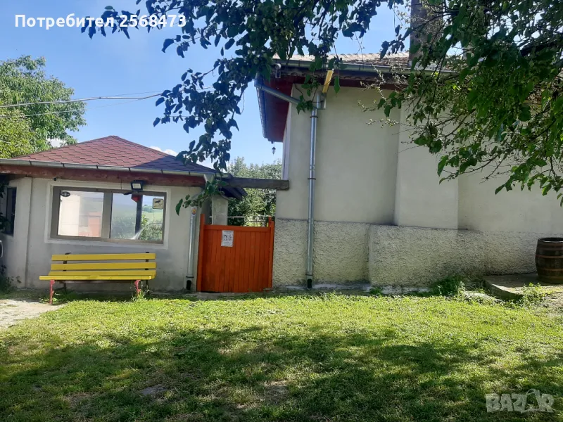 Продавам къща с голям двор на 10 мин. от Добрич, в близост до с.Дончево, снимка 1