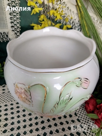 Кашпа или ваза обемна , чудесна, снимка 4 - Вази - 52692285