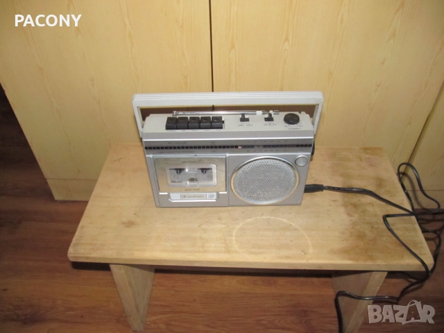 радио - 2 броя, снимка 2 - Радиокасетофони, транзистори - 51788611