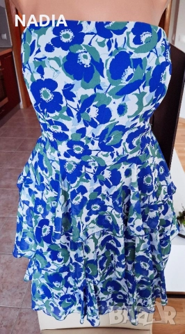 Рокля с волани, снимка 2 - Рокли - 51518518