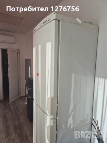 Хладилник с фризе Liebherr Premium, снимка 2 - Хладилници - 53536477