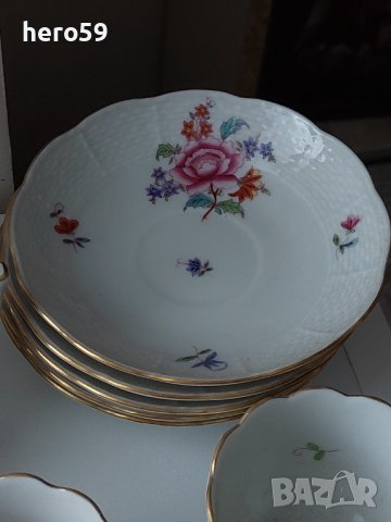 Порцеланов сервиз за кафе фирма Херенд''Herend Queen Victoria Porcelain Coffee'', снимка 11 - Сервизи - 41386690