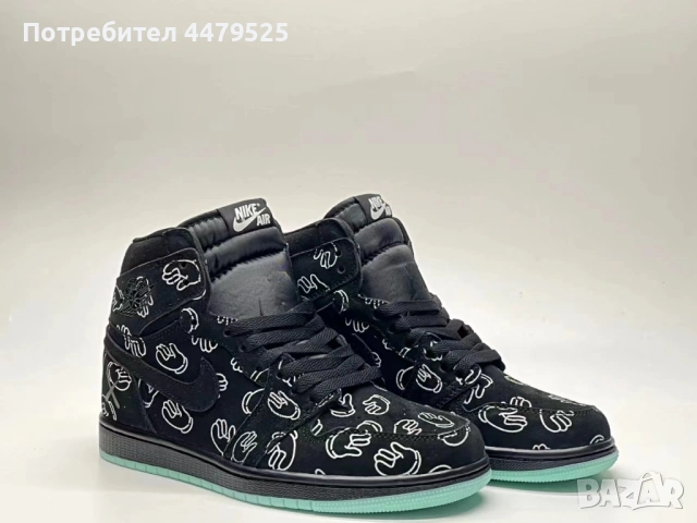Оригинални мъжки маратонки Kaws x Nike Air Jordan 1 High black, снимка 3 - Кецове - 53331681