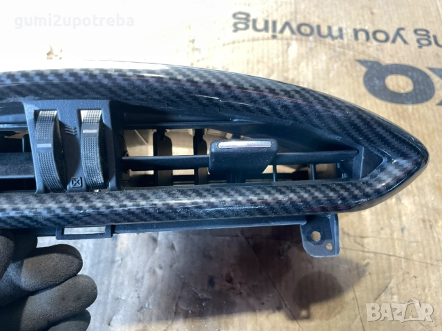 Вентилационна Решетка Централна Конзола 66110CA110 Toyota GT86 2018 Subaru BRZ, снимка 3 - Части - 52948513