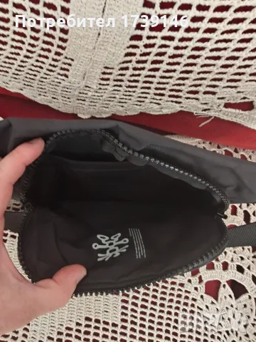 Оригинална чанта Crumpler The Clam Chowder (Crossbody / за кръст), снимка 3 - Чанти - 56208200