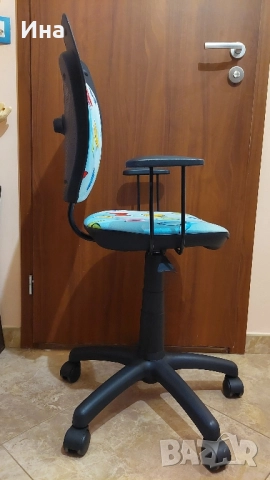 Детски стол за бюро, снимка 4 - Мебели за детската стая - 52053339