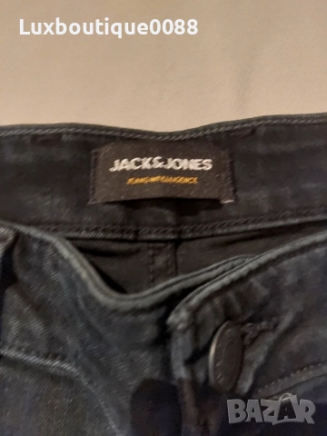 Чисто нови с етикет дънки Jack&Jones 32/30, снимка 3 - Дънки - 51875871