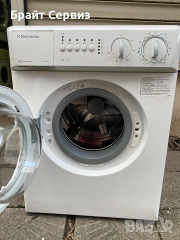Мини пералня Electrolux за 3 кг, снимка 2 - Перални - 53497531